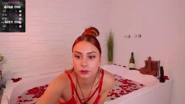 Image 3 of olimpa_mercury Stream on Chaturbate on 19 months ago