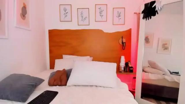 Image 10 of olimpa_mercury Stream on Chaturbate on 18 months ago