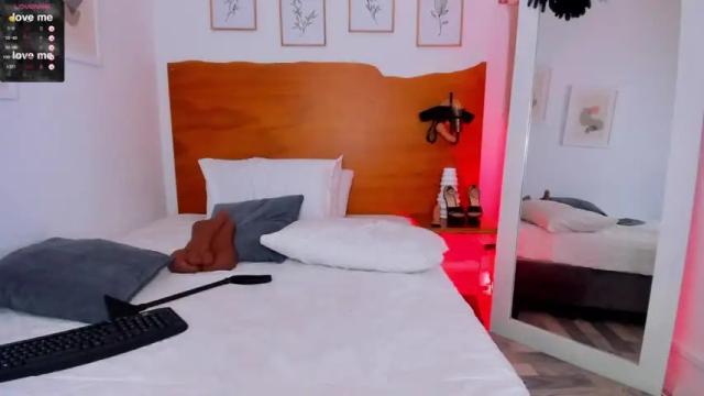 Image 12 of olimpa_mercury Stream on Chaturbate on 18 months ago