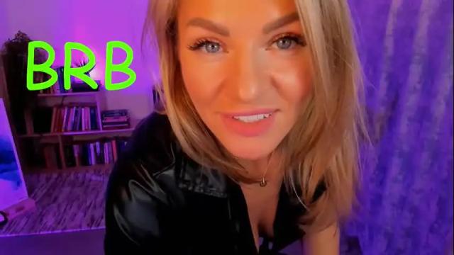 Image 2 of oliva_candy Stream on Chaturbate on 13 days ago