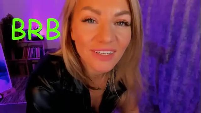 Image 3 of oliva_candy Stream on Chaturbate on 13 days ago