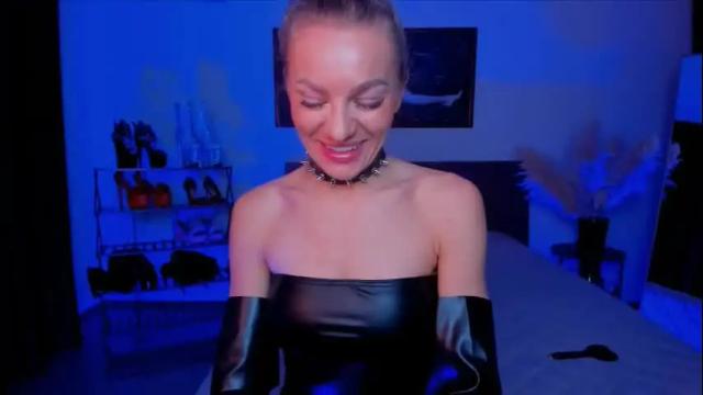 Image 12 of oliva_candy Stream on Chaturbate on 2 days ago