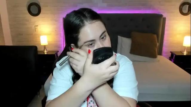 Thumbnail 1, oliva_jones's Stream at Chaturbate, 1 month ago
