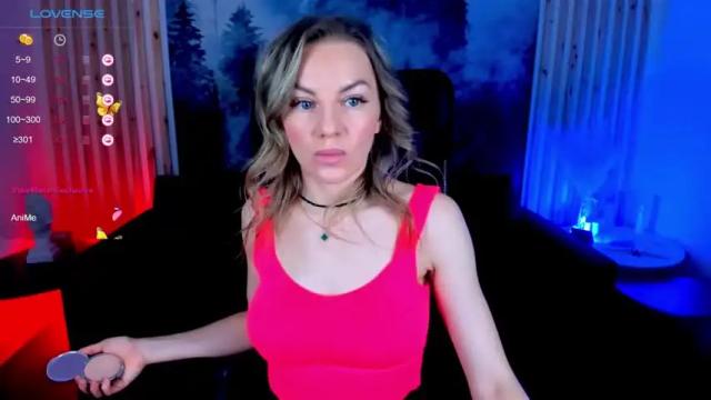 Image 4 of olivacandy Stream on Chaturbate on 13 months ago