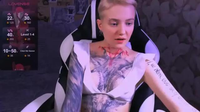 Thumbnail 1, olivclark's Stream at Chaturbate, 14 months ago