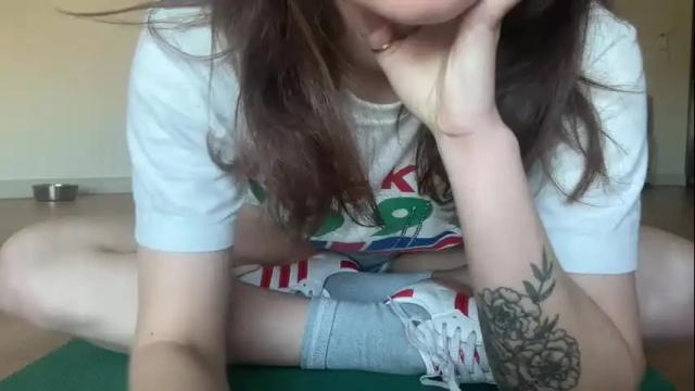 Thumbnail 2, olive_nextdoor's Stream at Chaturbate, 1 month ago