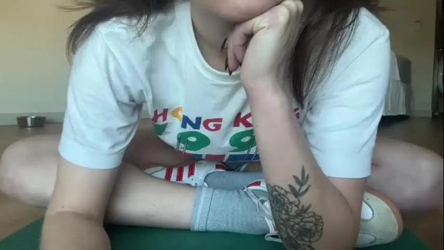 Image 6 of olive_nextdoor Stream on Chaturbate on 1 month ago
