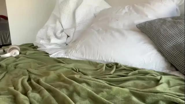 Image 3 of olive_nextdoor Stream on Chaturbate on 1 month ago