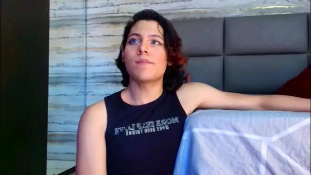 Image 7 of oliver__brown Stream on Chaturbate on 28 days ago