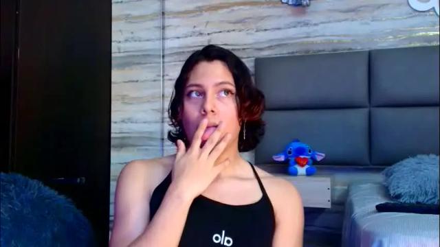 Image 3 of oliver__brown Stream on Chaturbate on 24 days ago