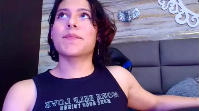 Image 10 of oliver__brown Stream on Chaturbate on 14 days ago