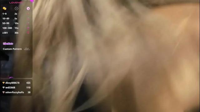 Image 12 of oliver_wonderful Stream on Chaturbate on 1 month ago