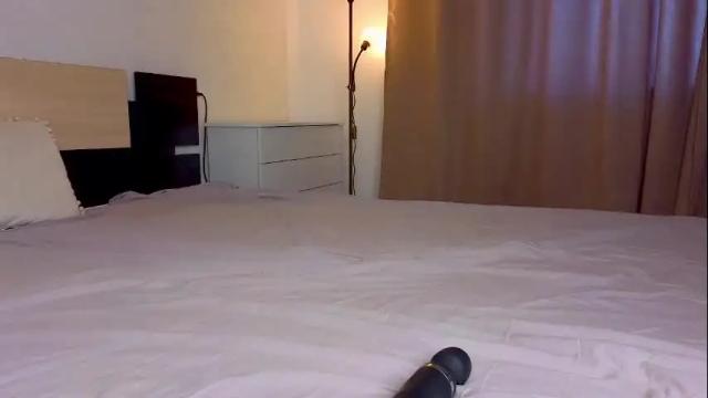 Image 2 of olivia__doll Stream on Chaturbate on 6 months ago