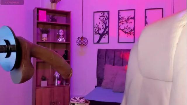 Image 6 of olivia__ds Stream on Chaturbate on 1 month ago