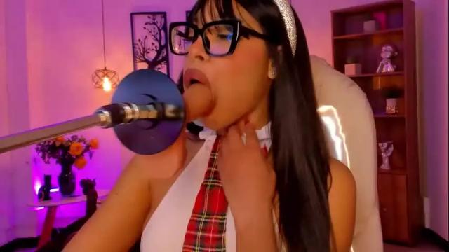 Image 2 of olivia__ds Stream on Chaturbate on 23 days ago