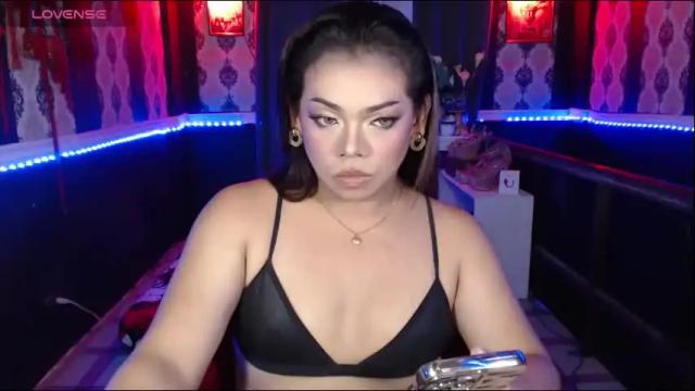 Image 4 of olivia_barda Stream on Chaturbate on 1 month ago