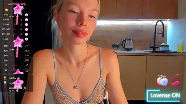 Image 11 of olivia_bells Stream on Chaturbate on 4 months ago