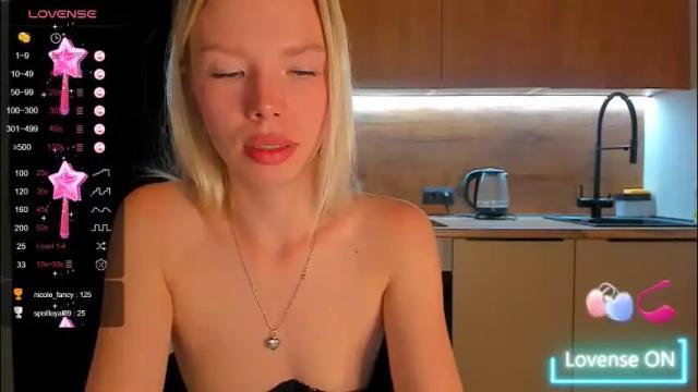 Image 8 of olivia_bells Stream on Chaturbate on 4 months ago