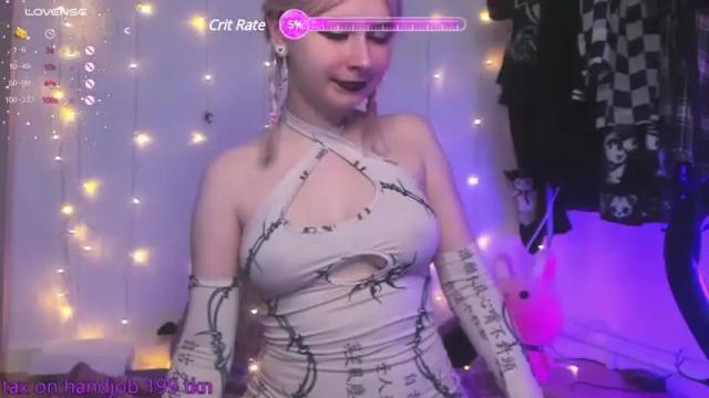 Image 8 of olivia_bennet Stream on Chaturbate on 19 months ago