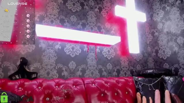 Image 6 of olivia_bev Stream on Chaturbate on 16 months ago