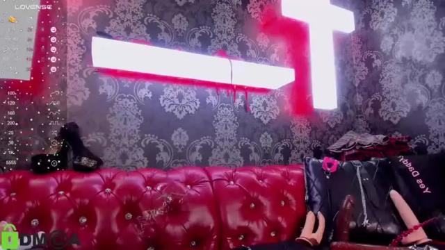 Image 3 of olivia_bev Stream on Chaturbate on 15 months ago