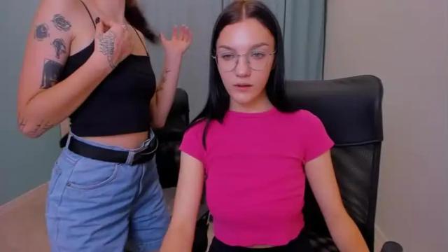 Image 3 of olivia_creamy Stream on Chaturbate on 20 months ago
