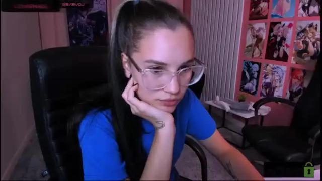 Image 12 of olivia_creamy Stream on Chaturbate on 20 months ago