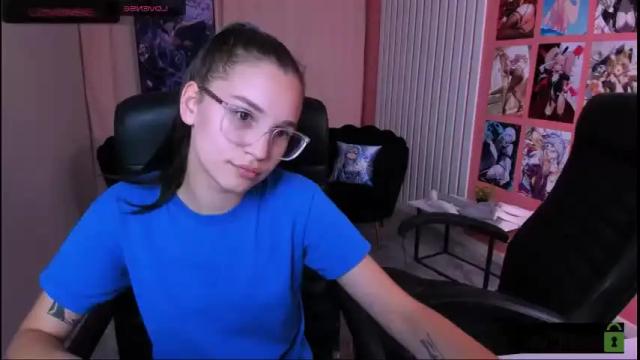 Image 7 of olivia_creamy Stream on Chaturbate on 20 months ago