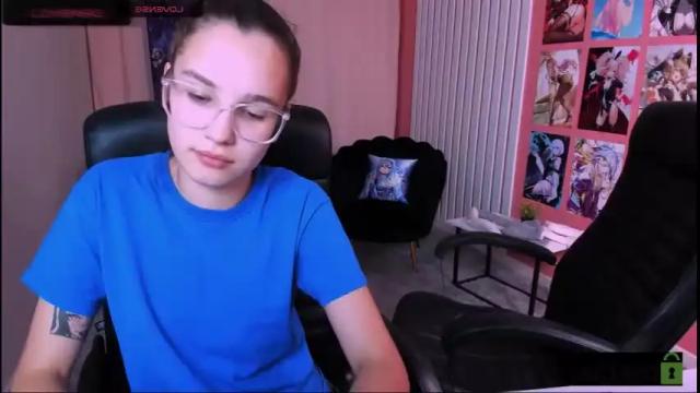 Image 8 of olivia_creamy Stream on Chaturbate on 20 months ago