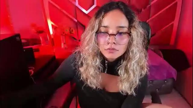 Thumbnail 2, olivia_fox69's Stream at Chaturbate, 2 months ago