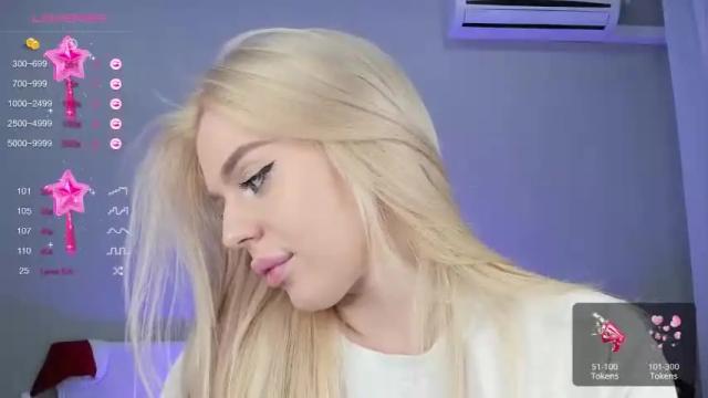 Image 11 of olivia_garden Stream on Chaturbate on 16 months ago
