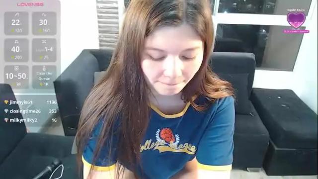 Image 4 of olivia_martine Stream on Chaturbate on 7 days ago