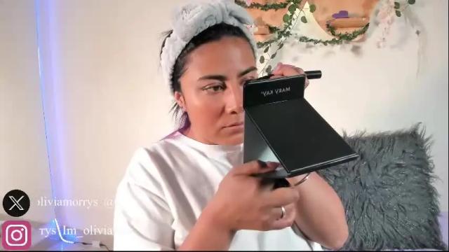 Image 8 of olivia_morrys Stream on Chaturbate on 20 days ago