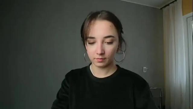 Image 4 of olivia_oliv Stream on Chaturbate on 1 month ago