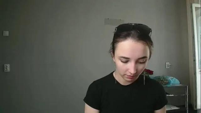 Image 4 of olivia_oliv Stream on Chaturbate on 1 month ago