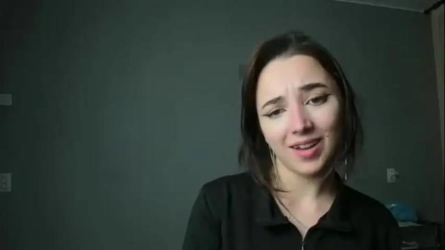 Image 4 of olivia_oliv Stream on Chaturbate on 11 days ago