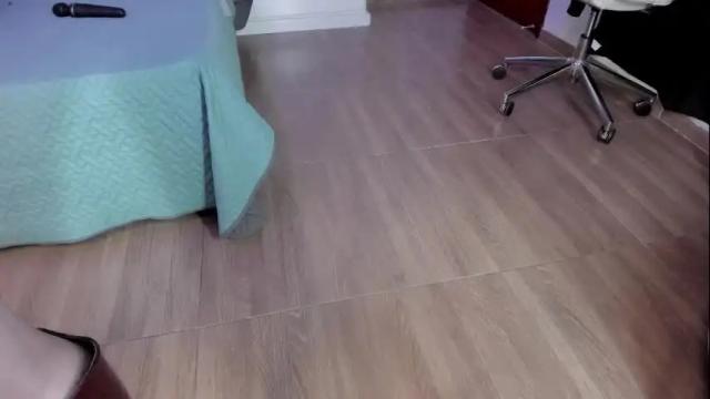 Image 3 of olivia_seex Stream on Chaturbate on 1 month ago