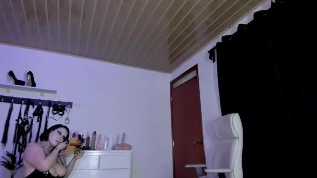 Image 2 of olivia_seex Stream on Chaturbate on 26 days ago