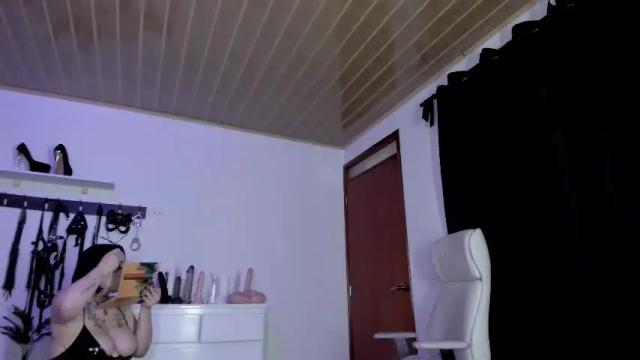 Image 3 of olivia_seex Stream on Chaturbate on 26 days ago