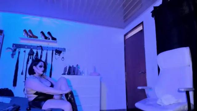 Image 10 of olivia_seex Stream on Chaturbate on 12 days ago