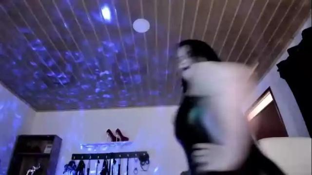 Image 4 of olivia_seex Stream on Chaturbate on 5 days ago