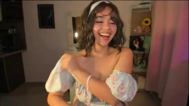 Image 7 of olivia_xd_ Stream on Chaturbate on 1 month ago