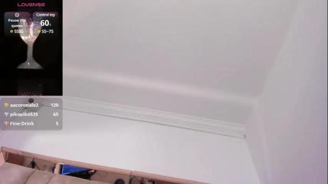 Image 10 of oliviaa_evans Stream on Chaturbate on 5 months ago