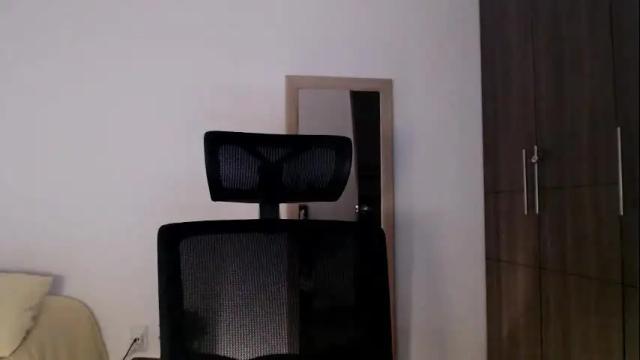 Image 7 of oliviaaa__ Stream on Chaturbate on 5 months ago