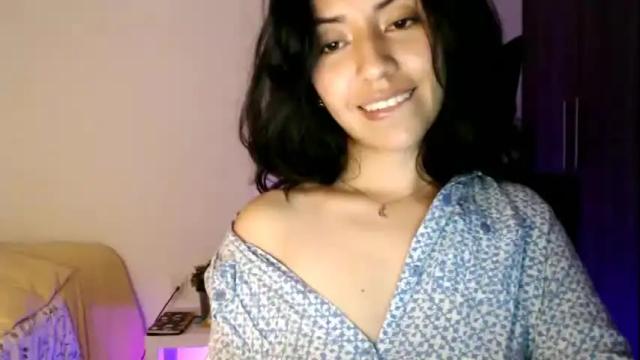 Image 11 of oliviaaa__ Stream on Chaturbate on 3 months ago