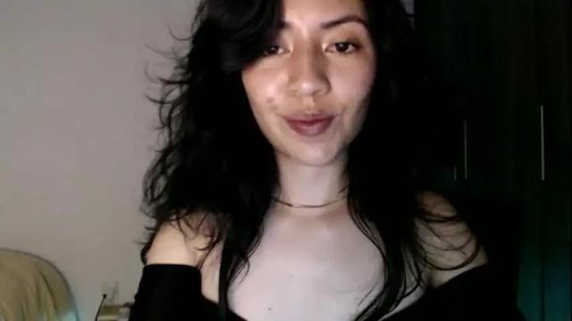 Image 6 of oliviaaa__ Stream on Chaturbate on 2 months ago