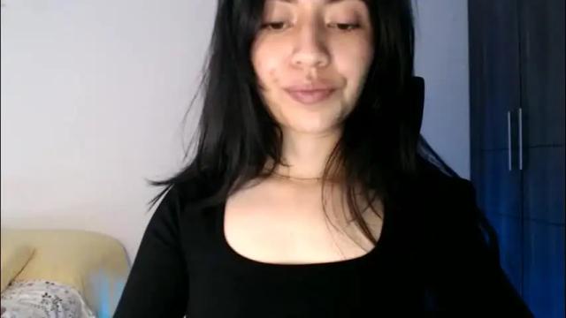Image 8 of oliviaaa__ Stream on Chaturbate on 2 months ago