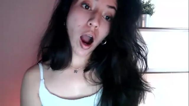 Image 3 of oliviaaa__ Stream on Chaturbate on 1 month ago