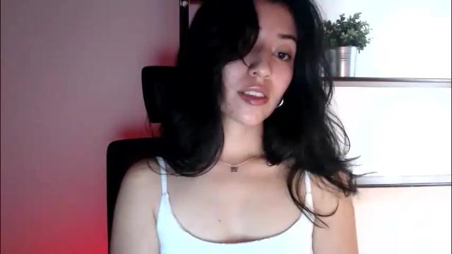 Image 6 of oliviaaa__ Stream on Chaturbate on 1 month ago