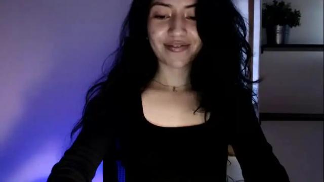 Image 6 of oliviaaa__ Stream on Chaturbate on 5 days ago